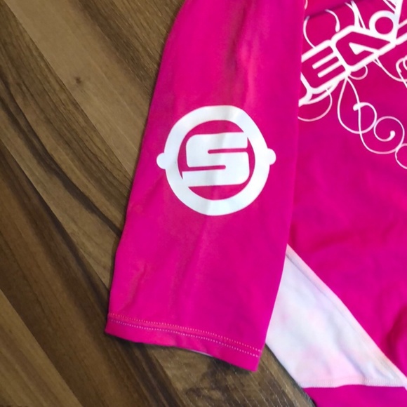 Sea- Doo Protective UV Girls Swim Shirt - Picture 5 of 7